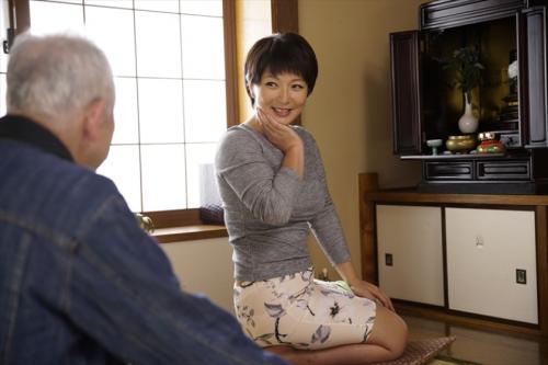 義父と嫁　嫁に男に戻してもらった68歳の父