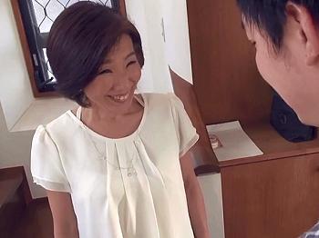 富岡みち子　六十路のお婆ちゃん！！！ストレス解消は孫とのエッチ
