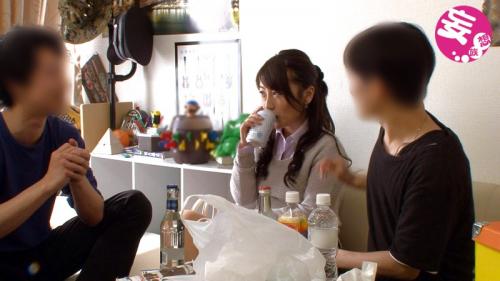 専業主婦35歳　若者にお持ち帰りされました！！【あなたっ！ごめんねっ！】　NTRナンパエロ動画