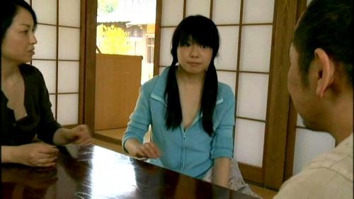 ヘンリー塚本★危険な家族！！！人妻熟女母と娘と父