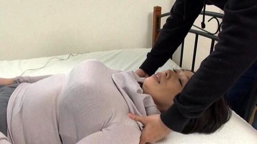 着衣爆乳！！脱いでも爆乳！！五十路の高齢熟女ナンパ！！農家の奥様に中出し
