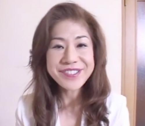 熟女おばさん　営業マン　五十路の人妻