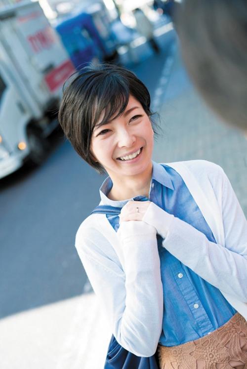 熟女★清楚　美人熟女奥様　自宅で他人の肉棒　生挿入