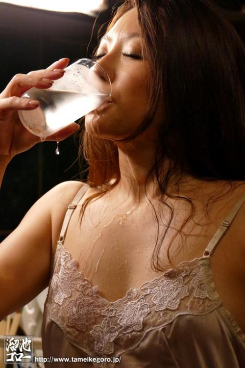 熟れた肉体熟女　熱帯夜 白木優子