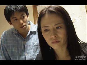 ヘンリー塚本　連れ子と義母の禁断の関係　熟女母　