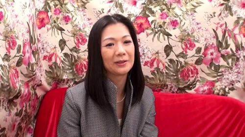 【年の差のある人妻をナンパ】　　魔女奥様　バイブで攻められ　アンッアンッ！！！
