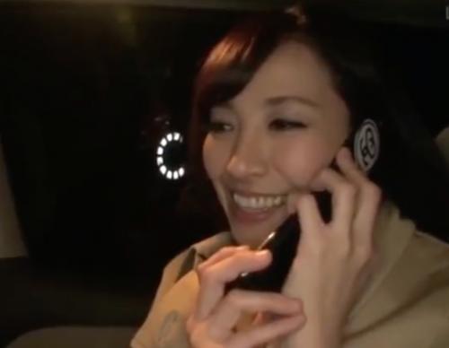美魔女人妻女優の谷原希美。”美熟女奥様” M男クンのアパートの鍵、貸します。 谷原希美
