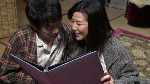 【ヘンリー塚本原作】【大石忍】【娘婿に寄り添う義母】【娘婿の肉棒と義母の肉棒】
