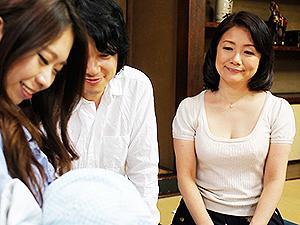 豊満な嫁の母！妻が入院中は義母が