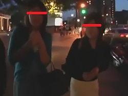 アンケートお願いしま〜す。。。気づいたら脱がされてた奥様　不倫人妻