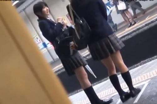 ＜女子校生輪姦＞通学途中の制服美少女を拉致してファック！ガチで犯して妊娠確実な中出し(´ρ｀*) ［早期削除必至］