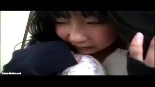 リアル中○生！？痛がる少女を押さえつけ未成熟な身体に無許可中出し♡