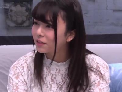 〖外見える!?-即ハメ〗企画中にAV男優現れドッキリセックス！ビックリだけど気持ちいい！魅力的な女の子のR18動画