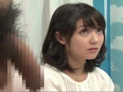 〖マジックミラー-筆おろし〗『そのまま出していいよ♡』素晴らしい美女がチェリー男子にH指導！絶対発情しちゃうエロ動画