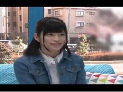 〖マジックミラー-ナンパ〗『恥ずかしぃです！』長距離バスで都会に出てきた素人娘を口説いてちんぽを露出して発情させた！フォルムが完ぺきな女の子