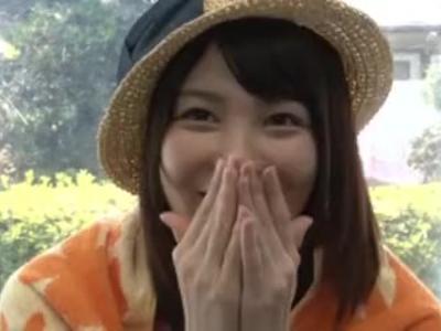 〖外見える!?-寝取られ〗【激エロカー】カップル限定企画で激カワ美少女に性的悪戯からH！美女が見てもいいR18映像