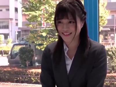 〖見えてないよね??-セクハラ〗「生はちょっと…」面接官のＨな要求に何でも応えちゃうリクルート女子大生！抜けすぎ注意なスケベ映像