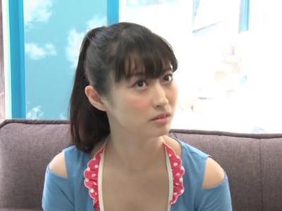 〖女子大生-筆おろし〗『我慢しなくていいよ♡』泳ぎに来ていた魅力的な美女が童貞男子にSEX指導！右手が止まらない18禁映像