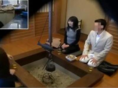 〖美人妻-主婦〗『嫁が…発情する♡』寝取り願望のある夫が妻を寝取らせて盗撮！迷ったらこの動画