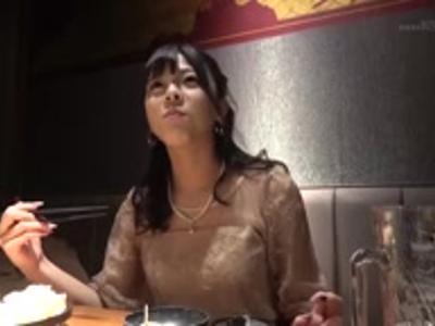 〖逆転外見える!?-新成人〗二次会終わりの美女が騙されて丸見え状態でH！エロすぎ注意なR18動画