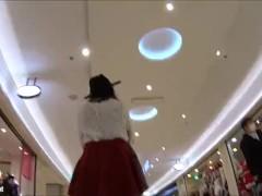 [盗撮]セクシーパンチラに興奮してエロ遊び☆