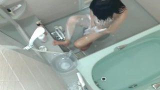 【素人ハメ撮り】エステサロンでセックス☆素人なふわふわおっぱい女子大生を変態マッサージ師がおマンコガン突きの生本番☆
