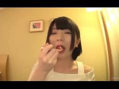 「おっぱいが好きなの♡はぁん♡」ビンビン乳首&巨尻ロリ童顔娘と膣内射精エッチ