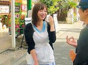 モテない男子の純情遅漏チ●ポに愛液トロトロ素股！！生ハメされてそのまま膣内射精！マジでえろすぎｗｗｗ
