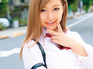 健康的なこんがりボディが印象的なエリカちゃん！！即ハメで悶え狂う中出し交尾！