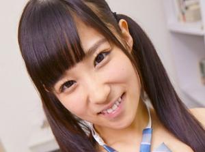 突然家に押しかけてきた可愛すぎる元教え子美少女！肉棒を刺激してくるドスケベ娘！