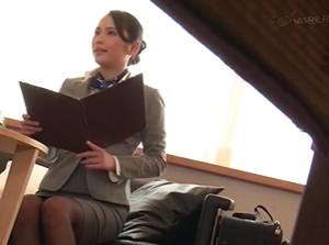 美人キャビンアテンダントが涎を垂らし狂乱化！！悪徳エステでビクビク痙攣してイキ狂う！