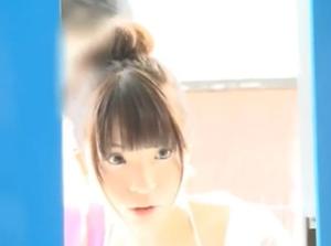 夏休み中の友達同士の男女が「素股マッサージ」辛抱たまらずヌルッと挿入し