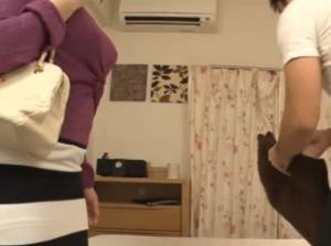 本番禁止のはずなのに生中出しSEX!!オイル素股が気持ち良すぎてｗマジでエロ杉注意ーーー❖勃起回避不能ｗ