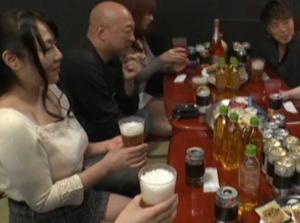 熟女限定のSEX合コンｗｗ快楽を貪るドスケベおばさん！