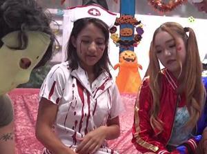 ハロウィン仮装ギャルナンパ！！デカチンを見せつけ発情マンコと乱交
