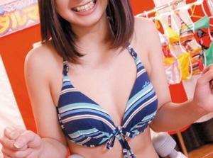水着でくすぐり我慢ダルマさんが転んだ！！責められお仕置きセックス！