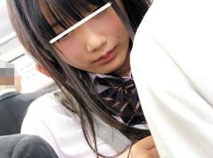 朝の通勤通学ラッシュで満員状態の電車内で！！鬼畜男たちの容赦ない凌辱に悶絶！