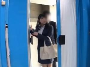 憧れの女上司と2人きり！どきどき相互オナニー！我慢できずに挿入し立場を忘れてｗｗｗ