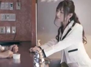 スナックのママがまさかのニューハーフ！？www店内で従業員とアナルセックス！