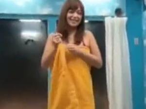 ウェアーを脱がせば超美巨乳娘を大量GET！彼氏放置で寝取られ中出しセックス！