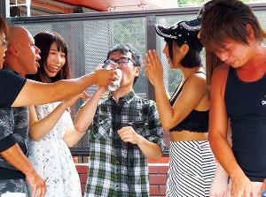 彼女の地元BBQに招かれDQNに！！彼女が目の前で浮気乱交を楽しんでいた…マジでヤバすぎるｗ