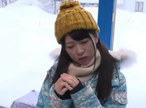 童貞のフリした絶倫男が激ピストン！！餌食になるゲレンデ美少女！マジでエロすぎｗｗ