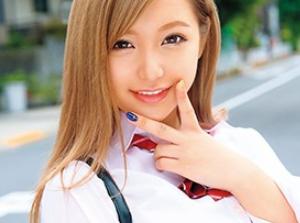 健康的なこんがりボディが印象的なエリカ！おじさんチンポに悶え狂う！濃厚セックスしたったｗ