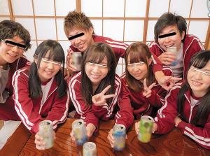 修学旅行でクラスメイトを無理矢理泥酔させて！巨根をフェラから膣内射精ｗw