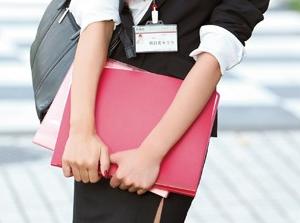 生保レディの枕営業！！着衣ファックでお客様に