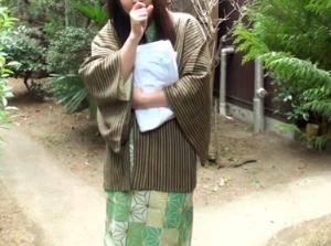 じさんチンポと脱衣所で即ハメ!!僕にはもったいないくらい可愛いくて美肌な彼女!!