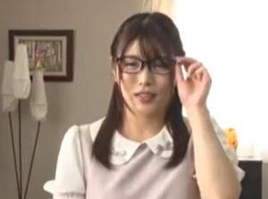 地味で清楚系な文学美女限定ナンパ！wムチムチボディで童貞筆おろしｗｗ