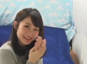 ビキニギャルを捕まえろ！初めての感覚に腰の動きが止まらない！