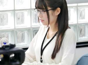 社内備品で業務中にオナニーしてしまう！本性をさらけ出すＡＶ体験研修！！