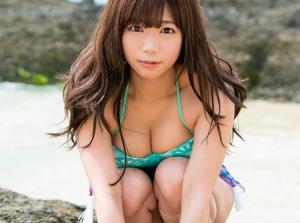 乳首から秘部まで元アイドルの全てを露わにした裸の一品！爆乳スレンダーなギャルが我慢限界！
